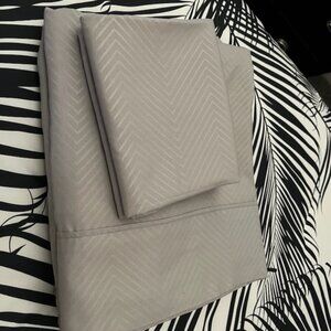 Silver Gray QUEEN Size Sheet Set Never Used